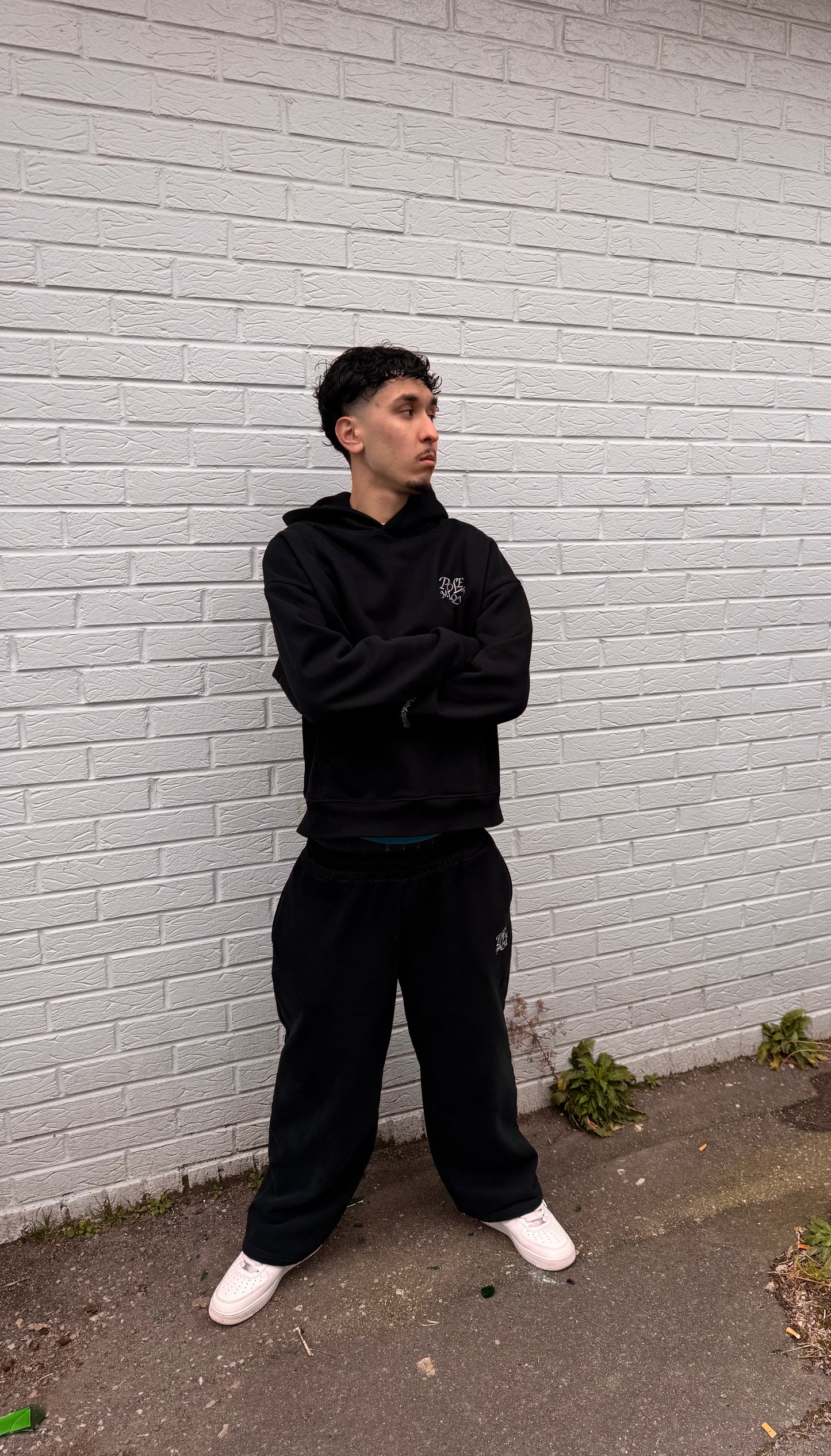 DARE TO DIFFER Tracksuit